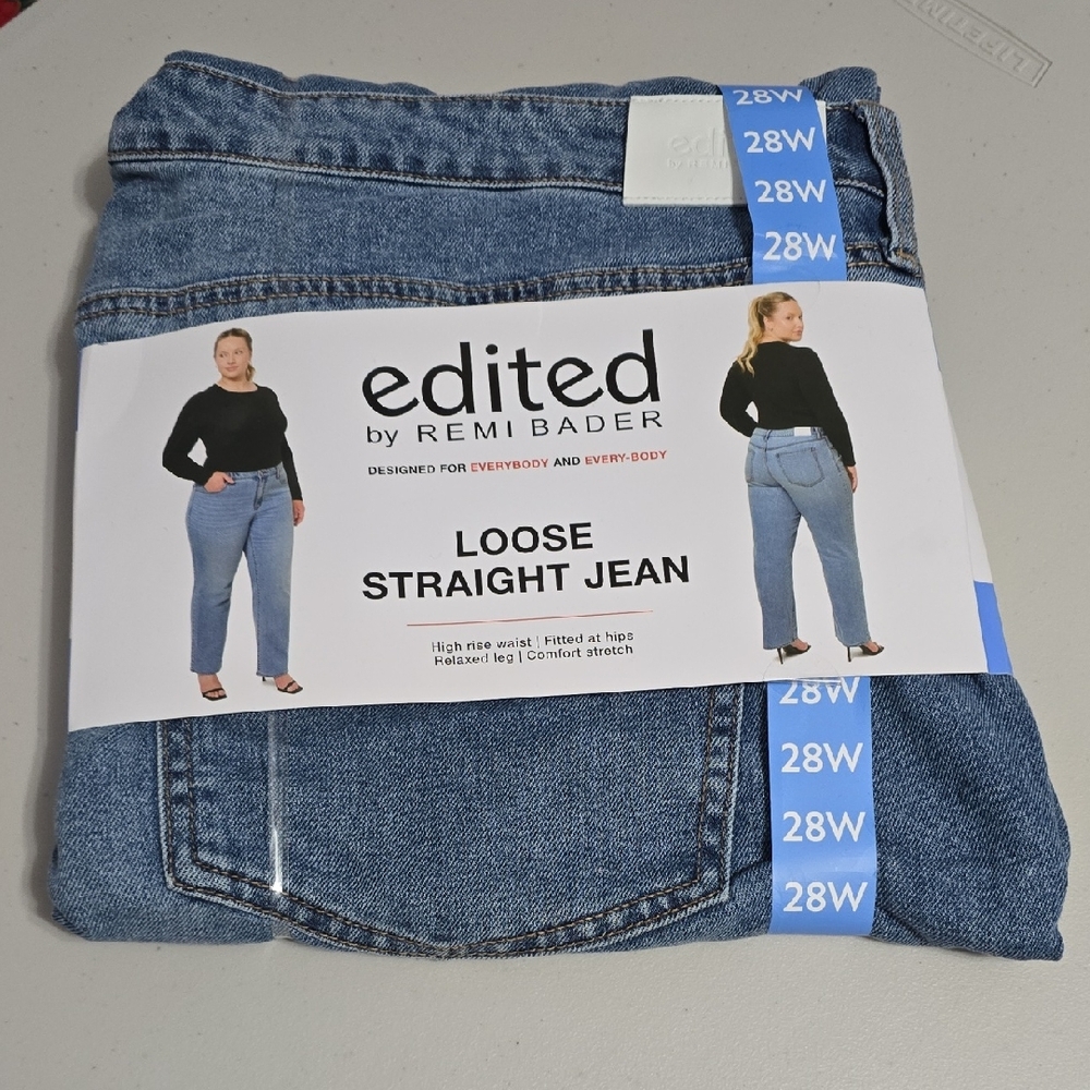🆕️ Women's Edited Loose Straight Jeans